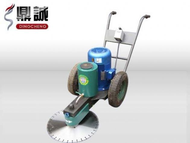 点击查看详细信息<br>标题：手推式切桩机 阅读次数：13619