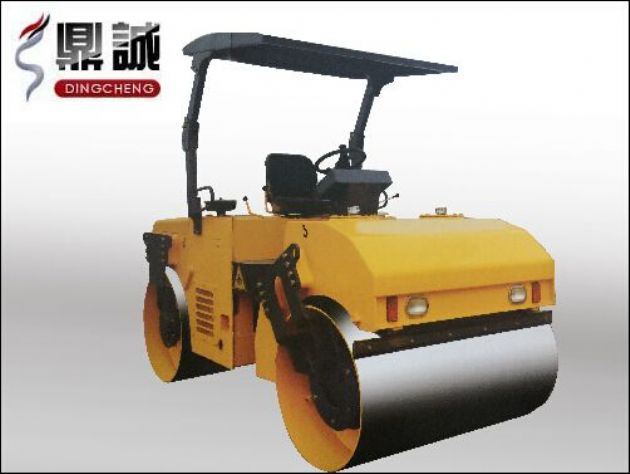 点击查看详细信息<br>标题：6吨双钢轮振动压路机 阅读次数：13287