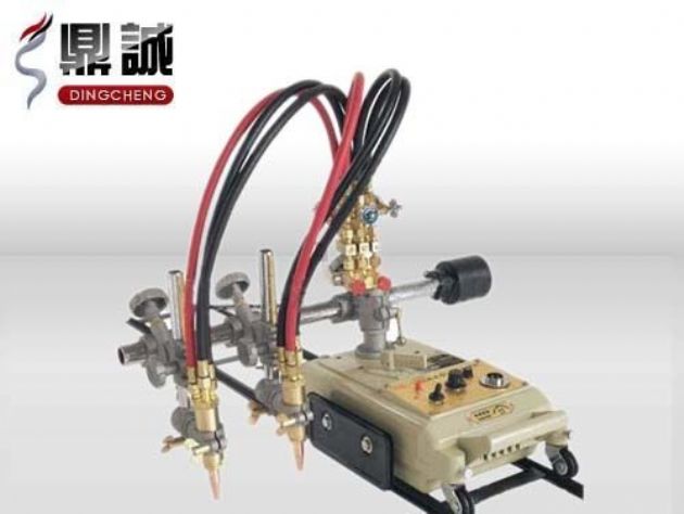 点击查看详细信息<br>标题：双头多头火焰切割机 阅读次数：4695