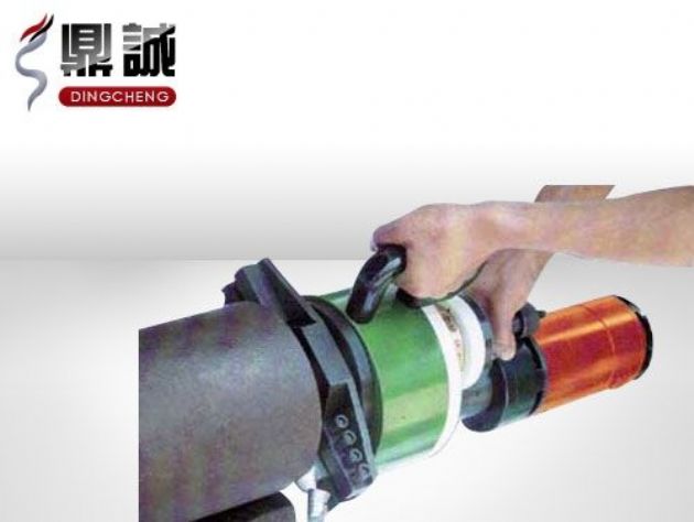 点击查看详细信息<br>标题：Y型内涨式管子坡口机 阅读次数：4820