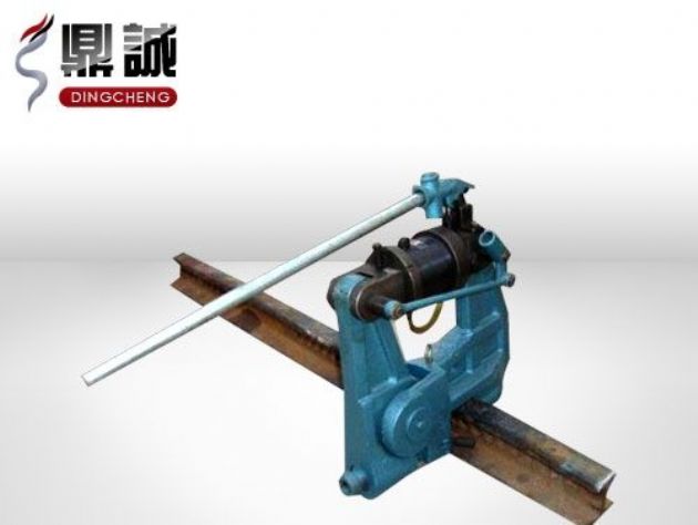 点击查看详细信息<br>标题：液压钢轨挤孔机 阅读次数：4553
